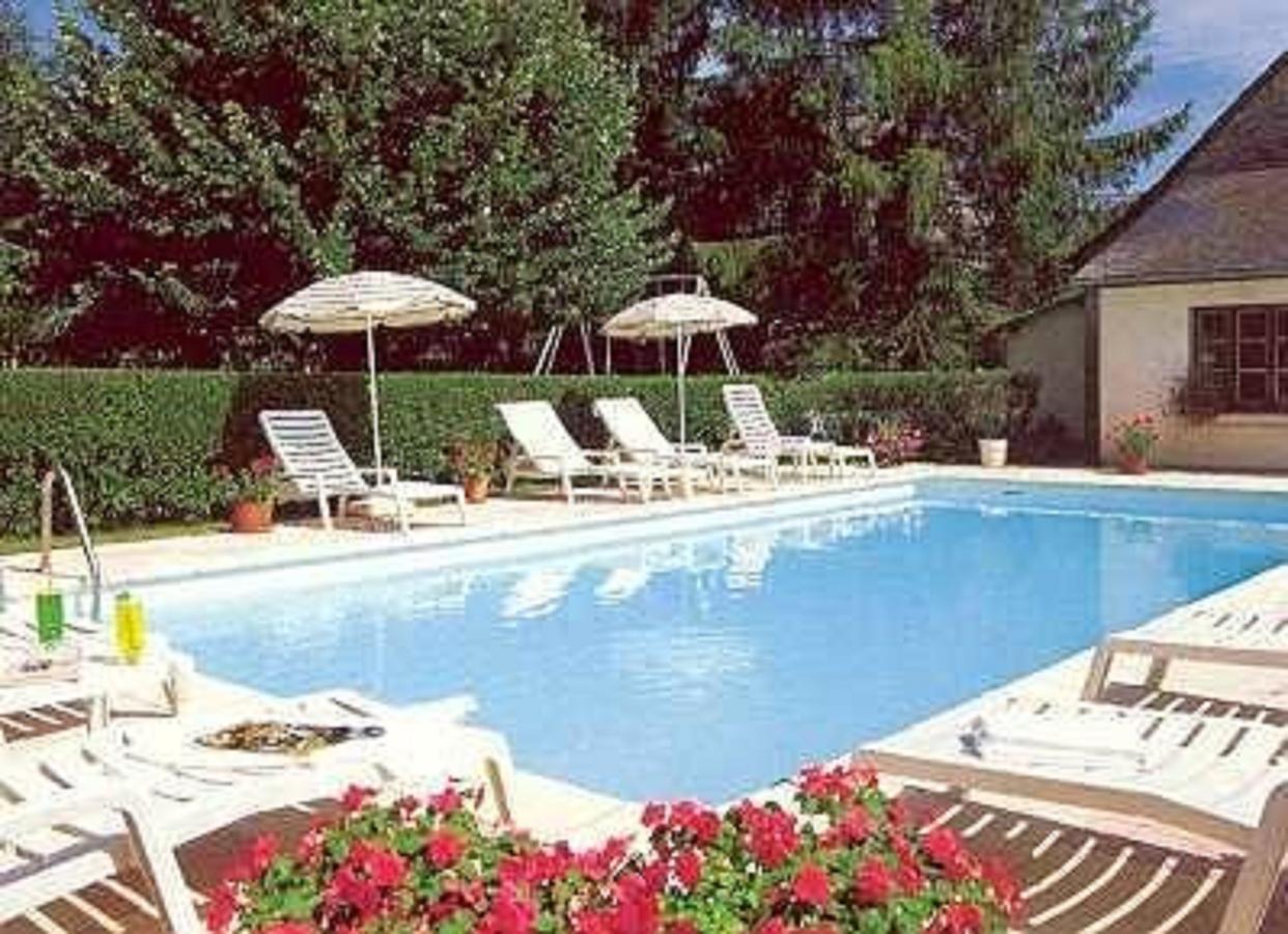Hotel Bouloc Gabriac (Aveyron) Quarto foto